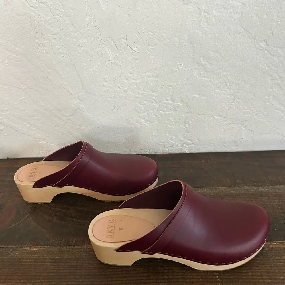 Bryr Burgundy Leather Clogs - Picture 4 of 7